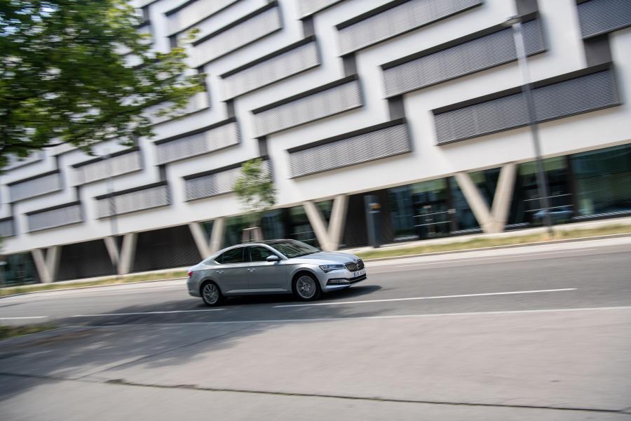  Skoda Superb (3V) 2019 года  (WW) (фото 4 из 23)